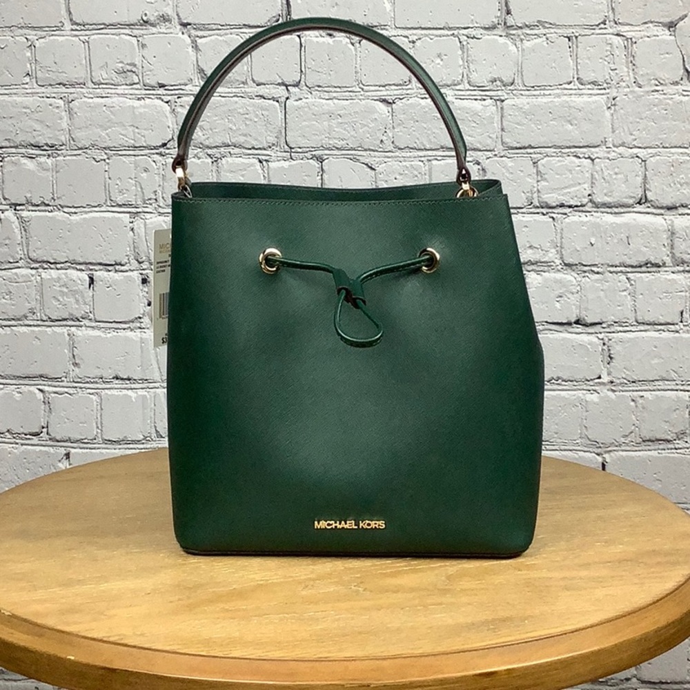 NWT Michael Kors Lg Bucket Messenger Bag